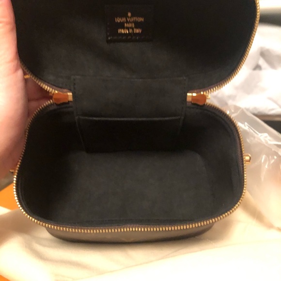 ✨🖤Louis Vuitton Vanity PM & Insert🖤✨ - Picture 6 of 16